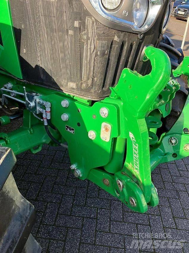 John Deere 6090M Traktorer