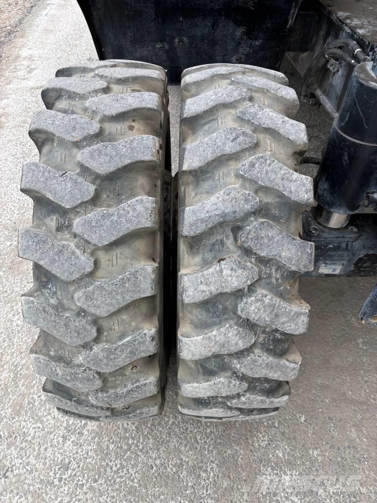 Hitachi ZX 140 W-5B Hjulgravere