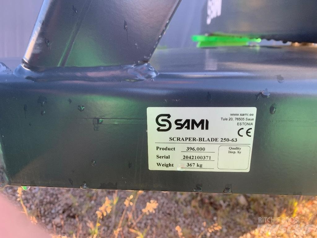 Sami 250-63 Veiskraper