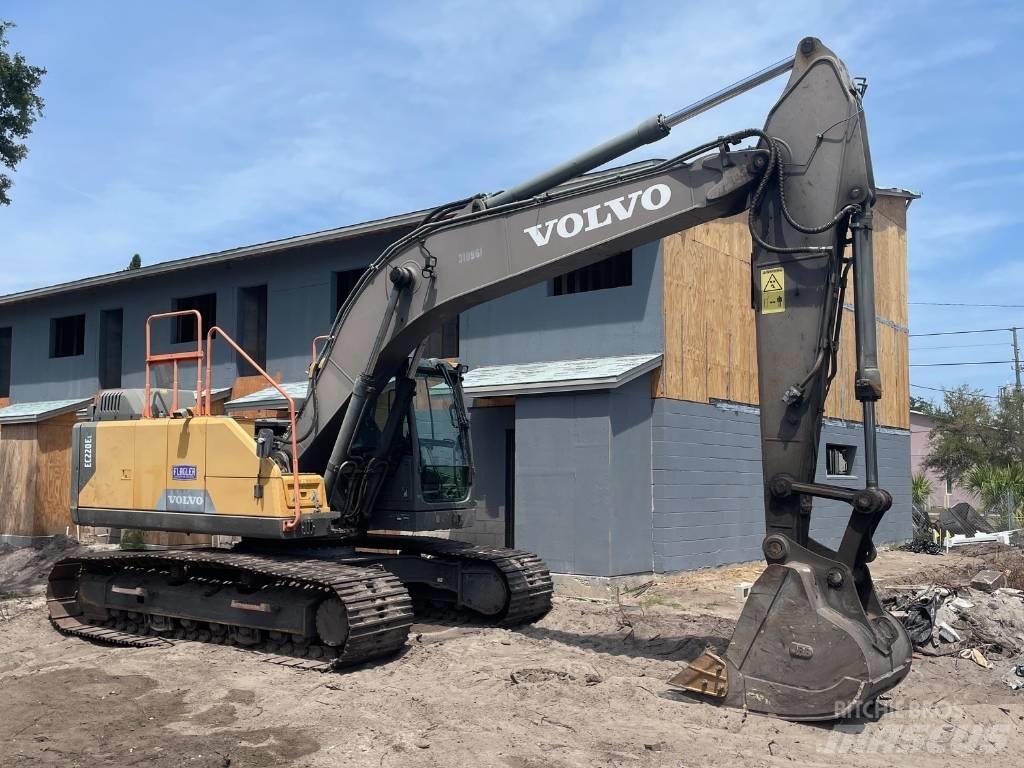 Volvo EC 220 EL Beltegraver