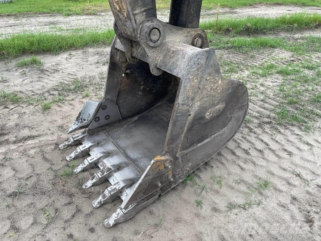 Volvo EC 220 EL Beltegraver