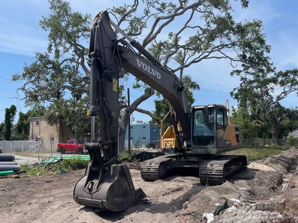 Volvo EC 220 EL Beltegraver
