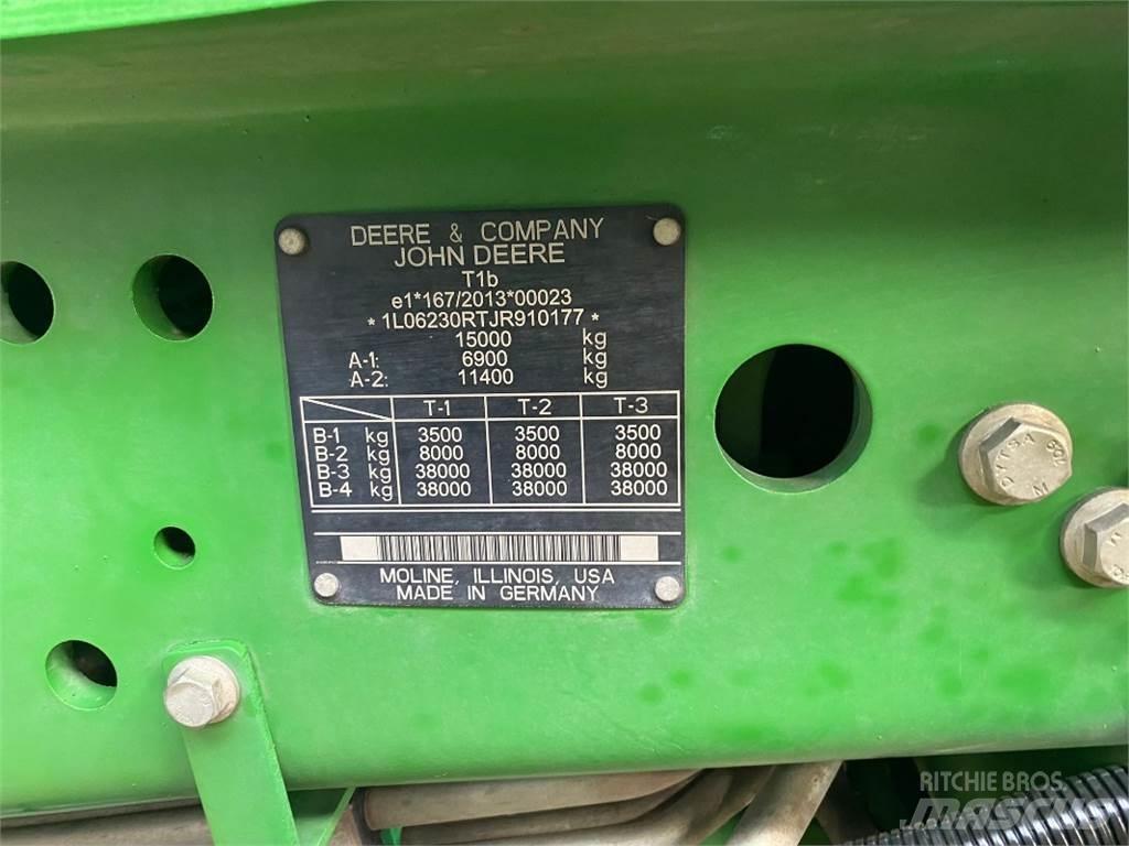 John Deere 6230R Traktorer