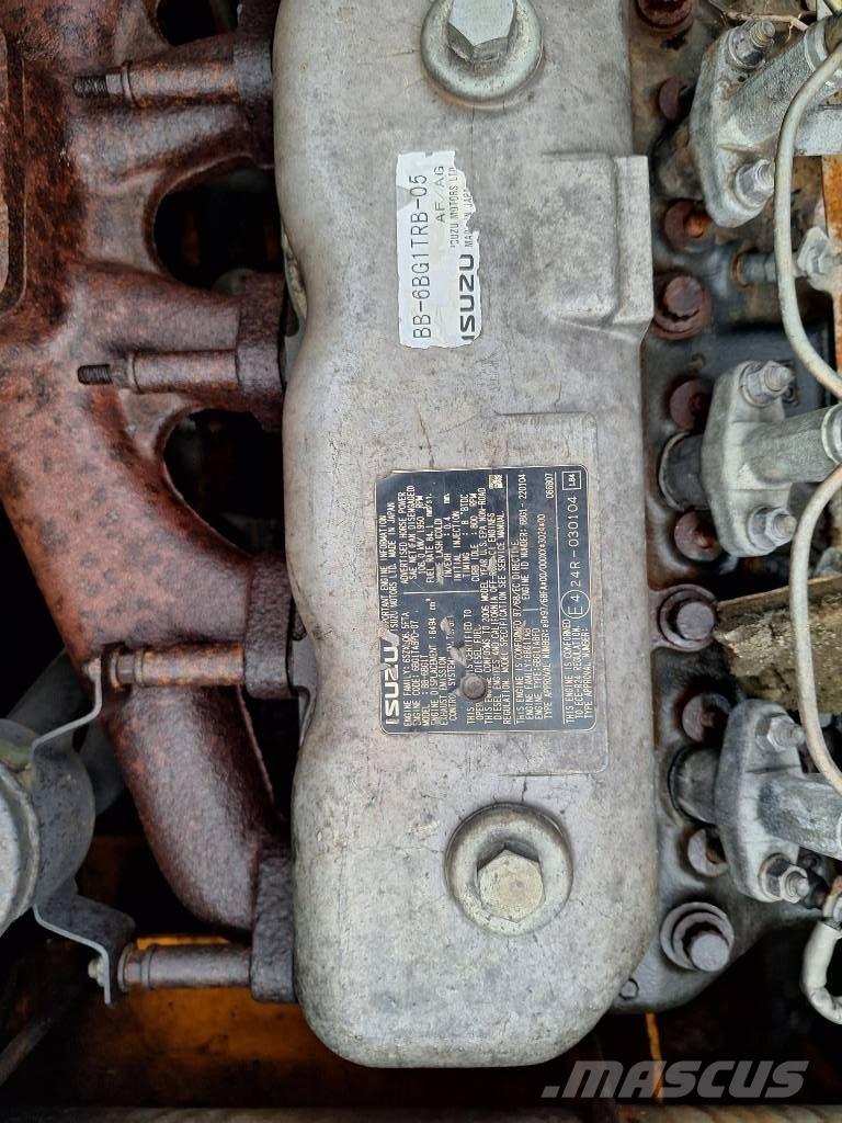 JCB JS 220 LC Beltegraver