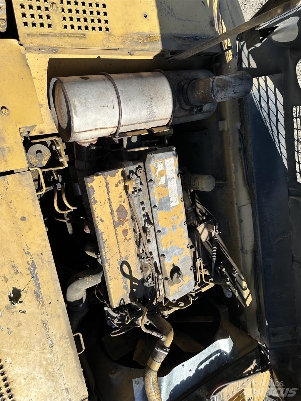 CAT 325BL Beltegraver