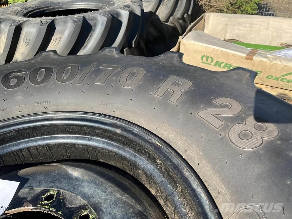 Mitas 600/70R30 Dekk, hjul og felger