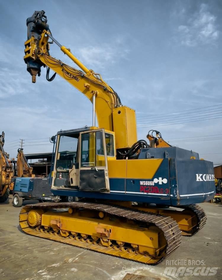 Komatsu PC 200 LC-3 Beltegraver