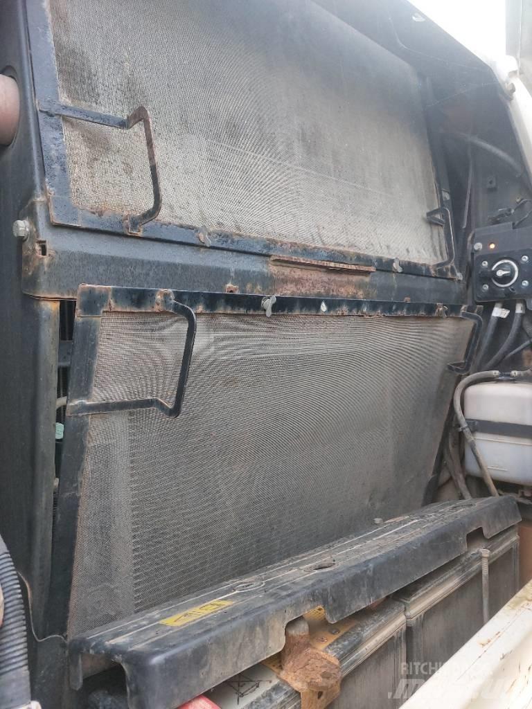 CASE CX 210 D Beltegraver