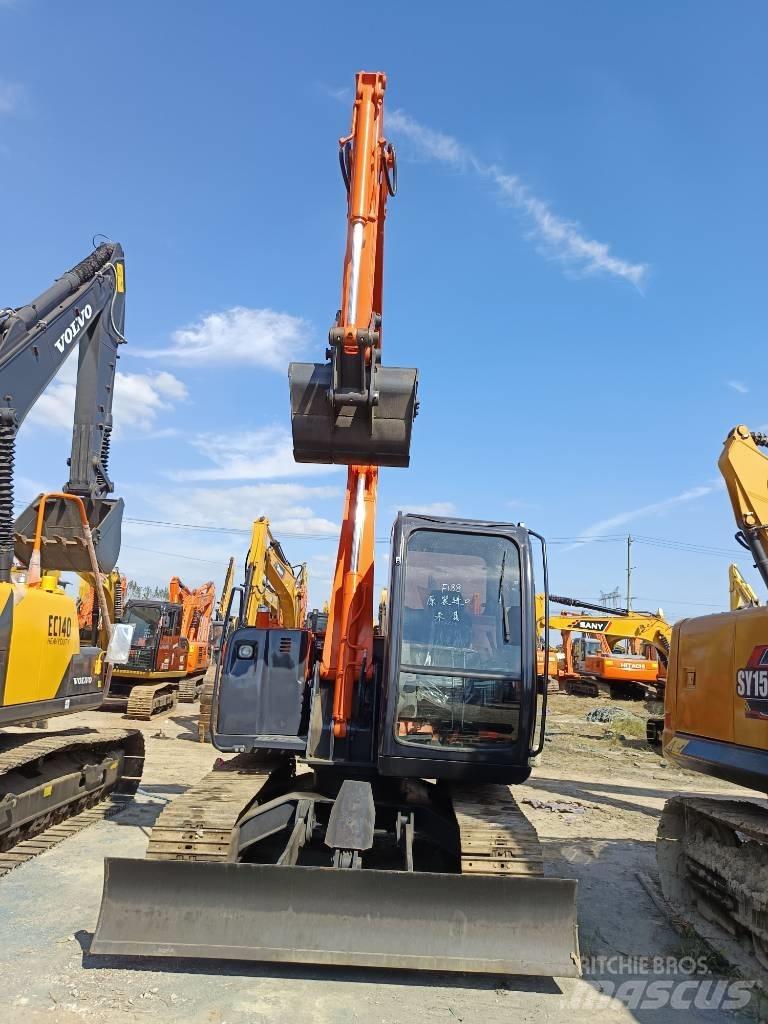 Hitachi ZX 75 Midigravere 7 - 12t
