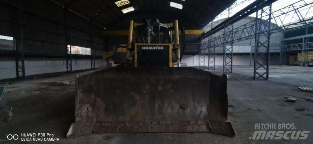 Komatsu DX 65 Dozere Beltegående