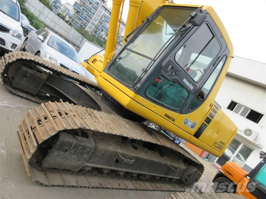 Komatsu PC 200-6 Beltegraver