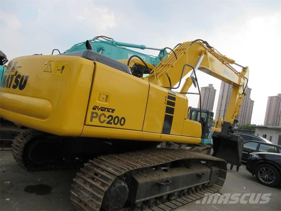 Komatsu PC 200-6 Beltegraver