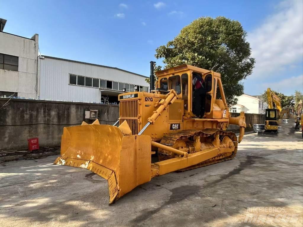 CAT D 7 G Dozere Beltegående