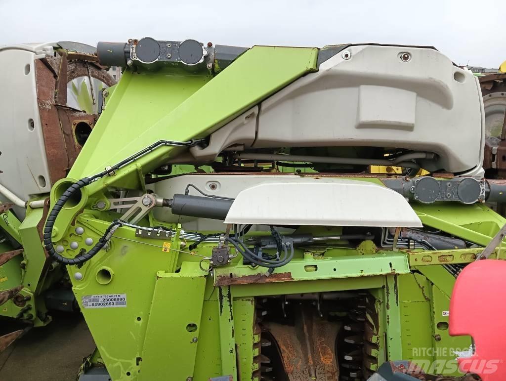 CLAAS ORBIS 750 Selvdrevne fôrhøstere