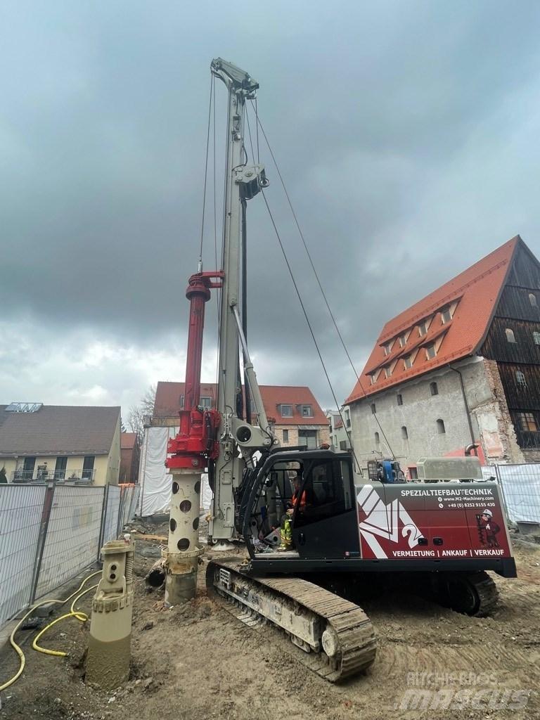 Comacchio CH 320 Store borerigger