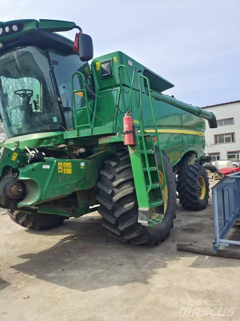 John Deere S660 Skurtreskere