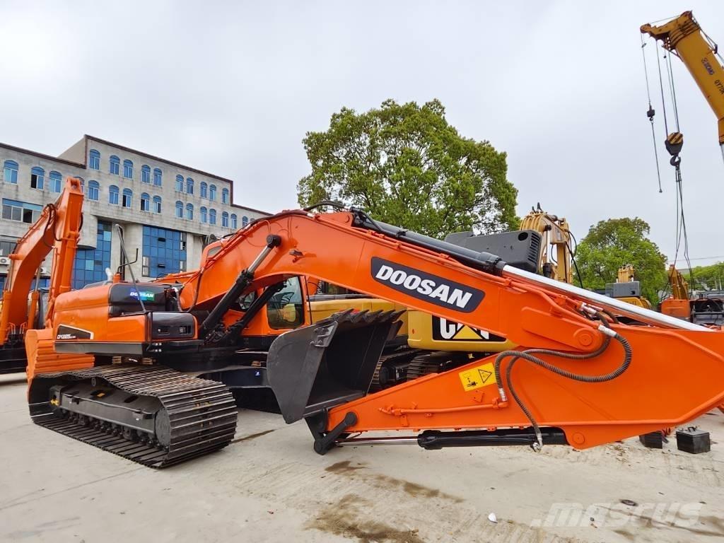 Doosan DX 225 LC Beltegraver