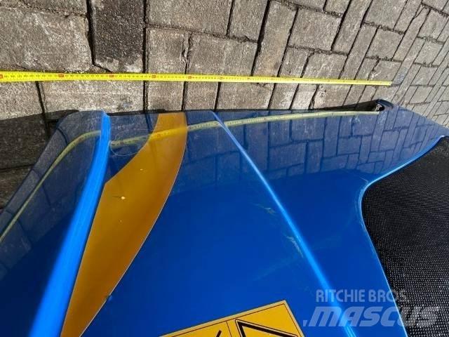 New Holland motorkap Chassis og understell