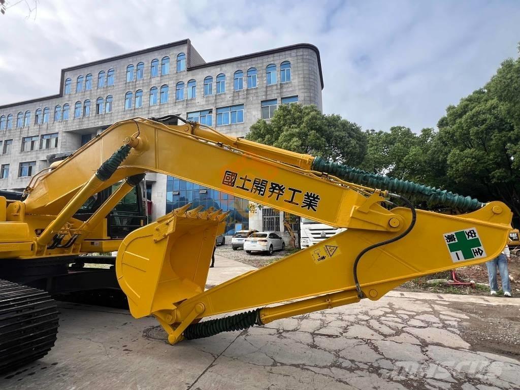 Komatsu PC 220-7 Beltegraver