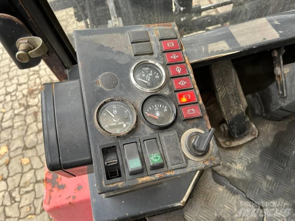 Clark DPL 60 Diesel Trucker