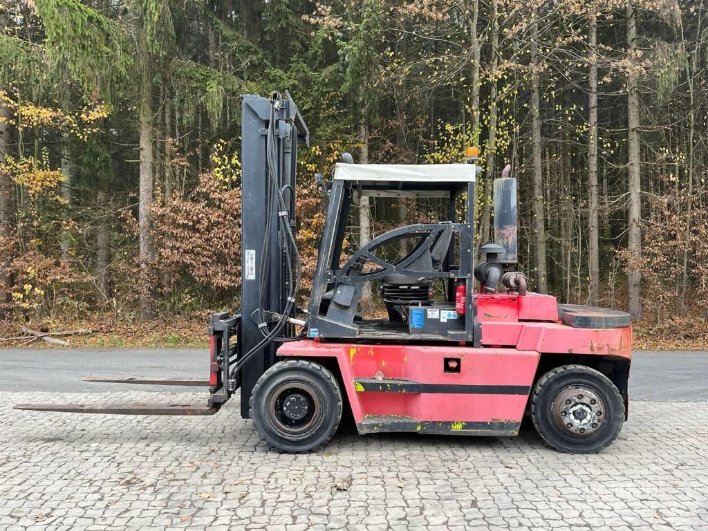 Clark DPL 60 Diesel Trucker