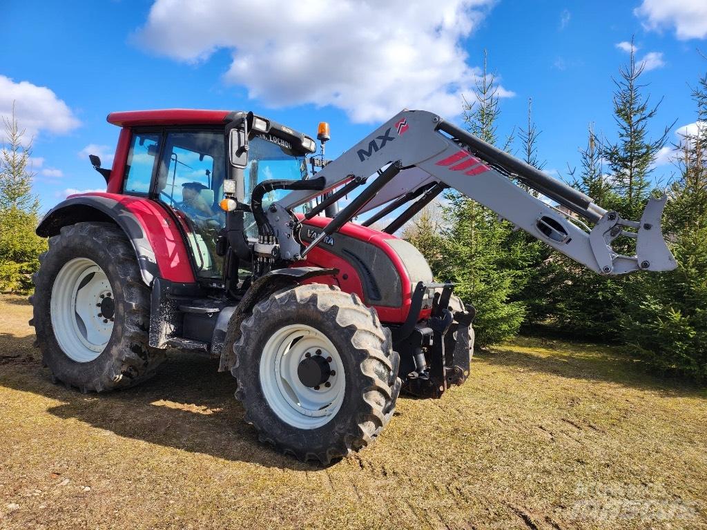 Valtra N122 Versu Traktorer