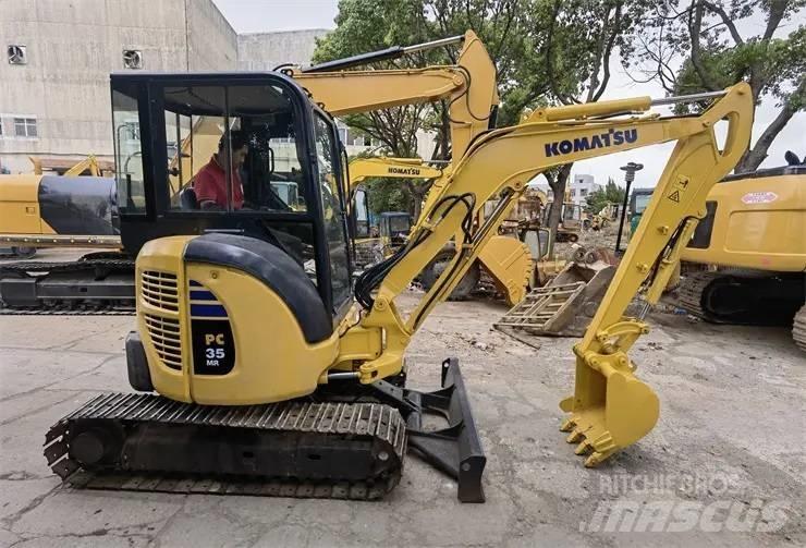 Komatsu PC35 Beltegraver