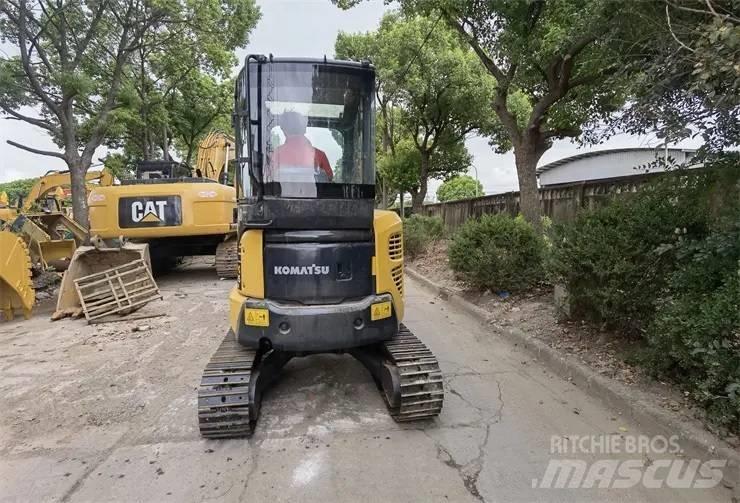 Komatsu PC35 Beltegraver