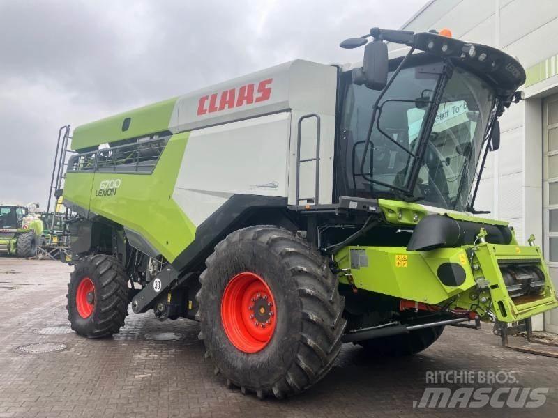 CLAAS LEXION 6700 Skurtreskere
