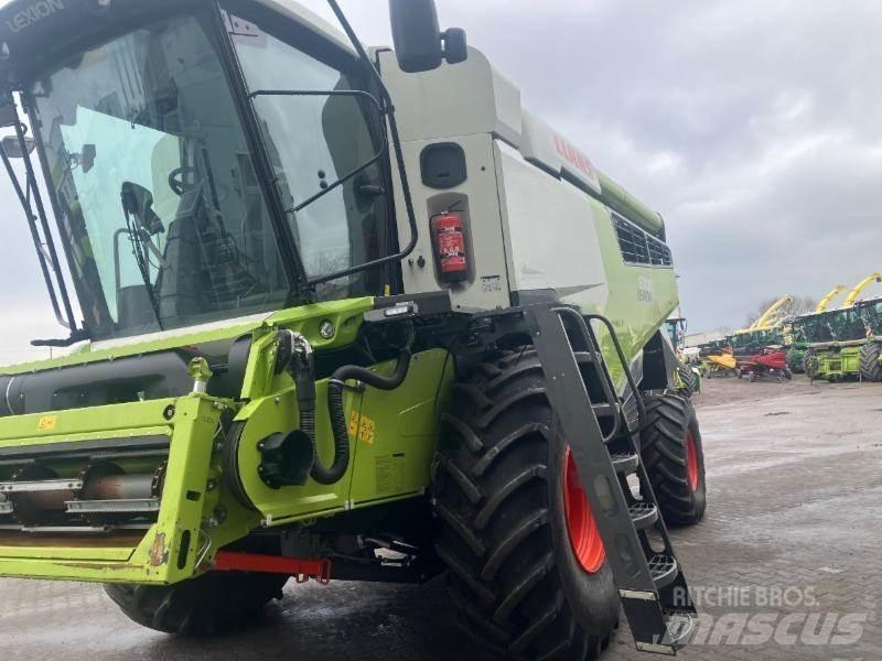 CLAAS LEXION 6700 Skurtreskere