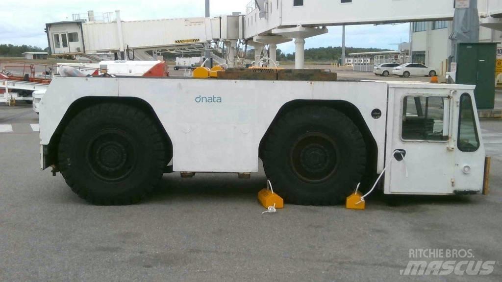  Douglas DC 11 Truck - Annet