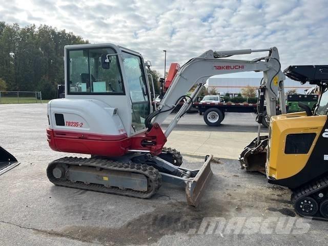 Takeuchi TB235 Minigravere <7t