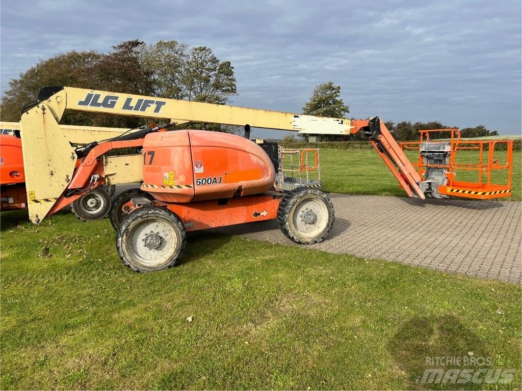 JLG 600 AJ Leddede bomlifter