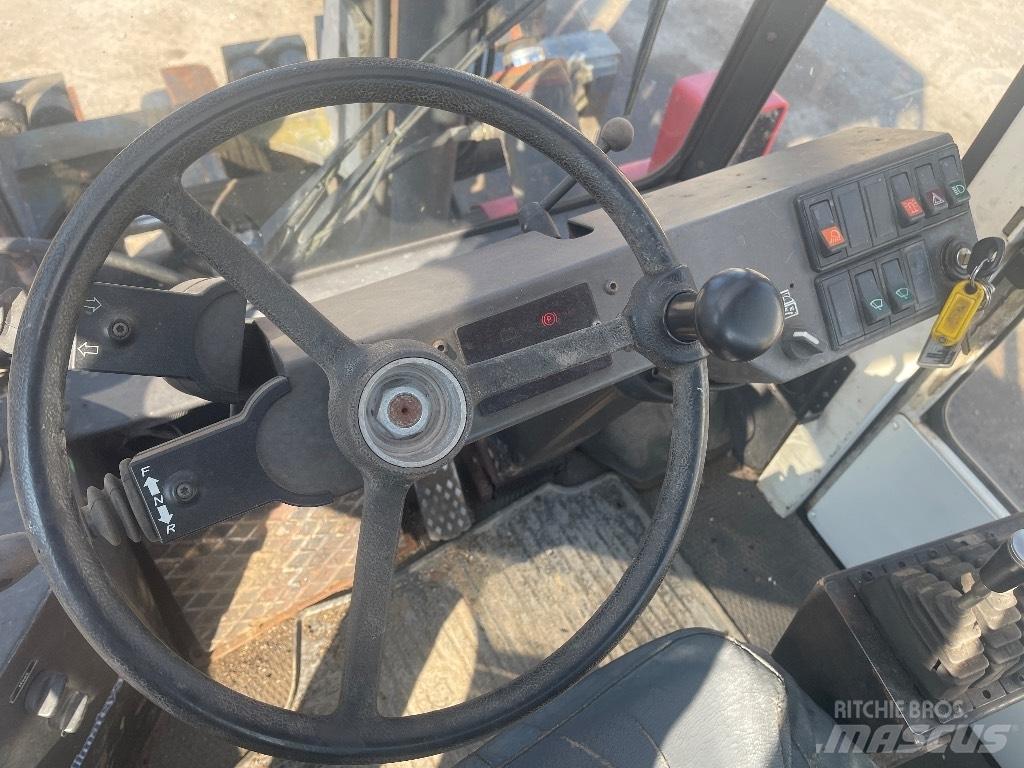 Kalmar DC 12-600 Diesel Trucker