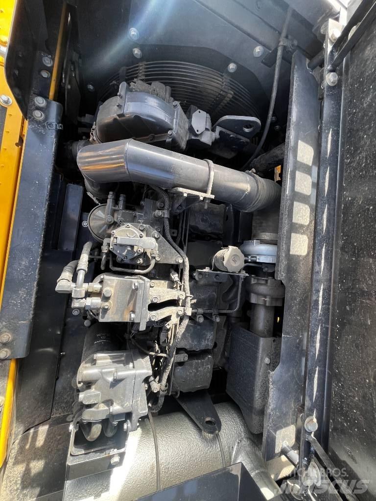Komatsu PC 450-8 Beltegraver