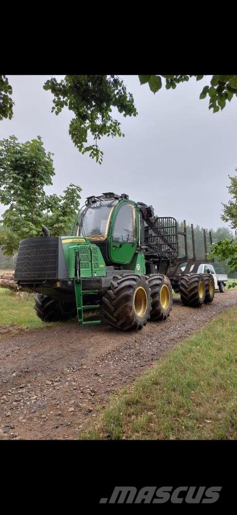 John Deere 1110E Lassbærere