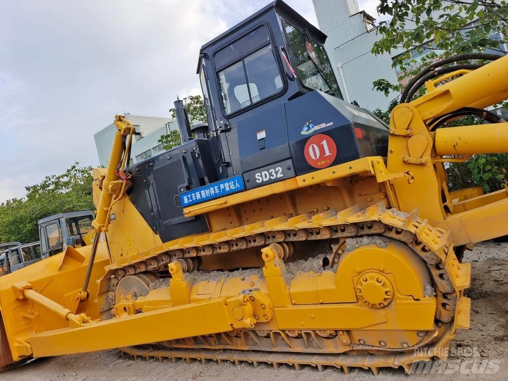 Shantui SD 32 Dozere Beltegående