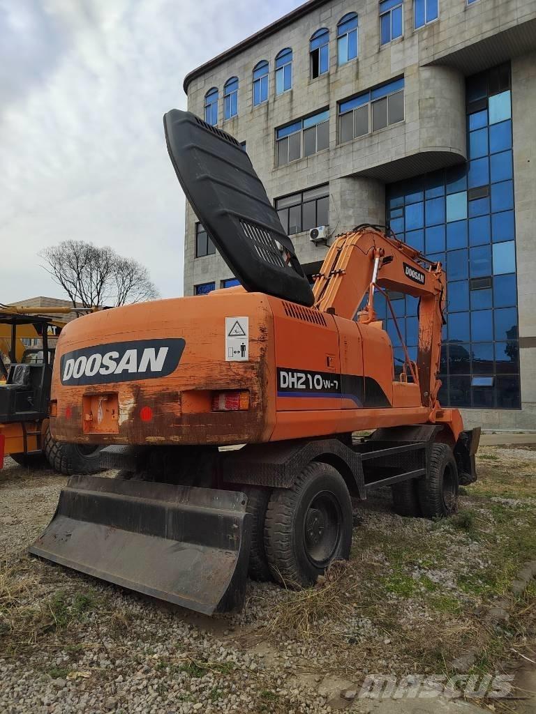 Doosan DH 210 W-7 Hjulgravere