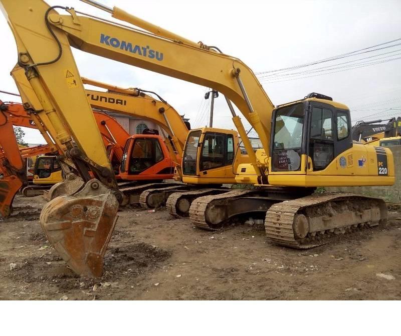 Komatsu pc220-7 Beltegraver