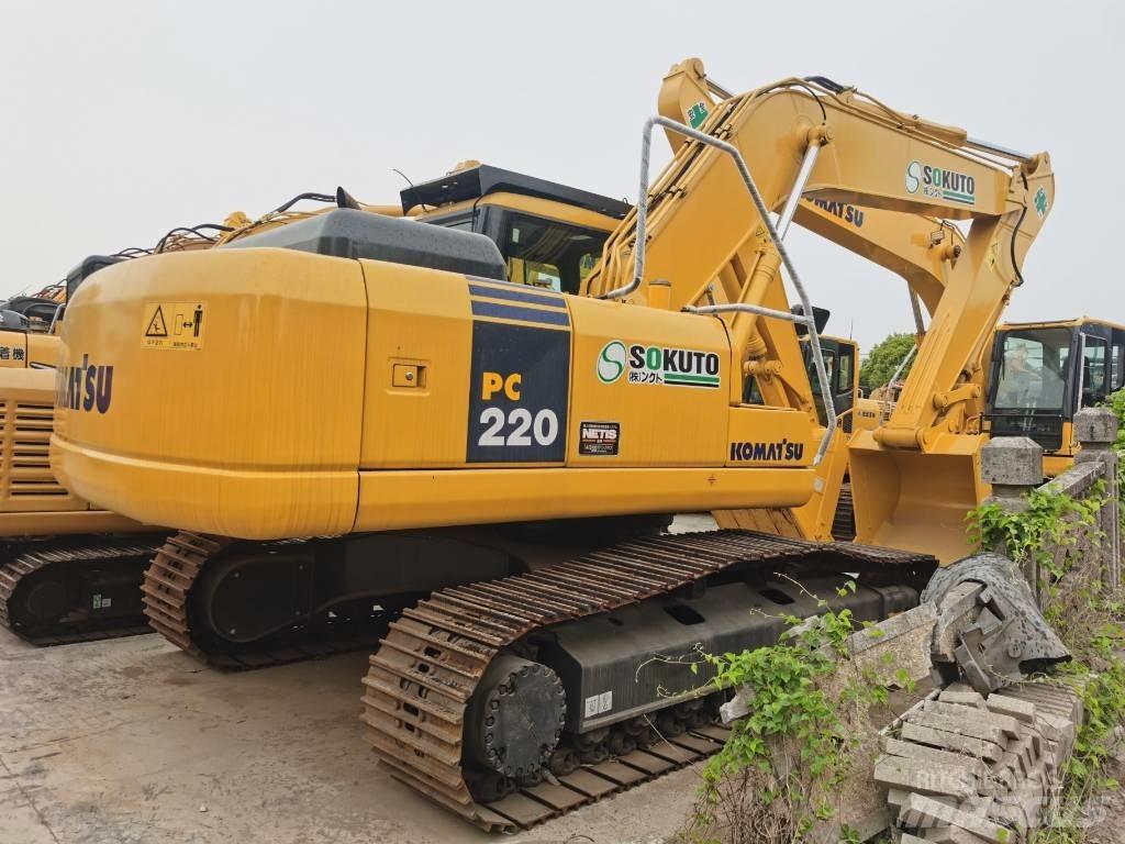 Komatsu PC 220-7 Beltegraver