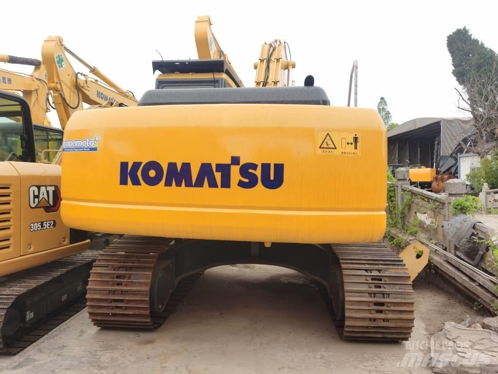 Komatsu PC 220-7 Beltegraver
