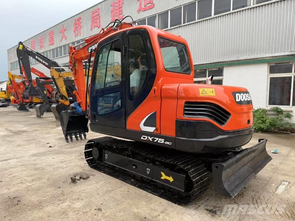 Doosan DX 75 Beltegraver
