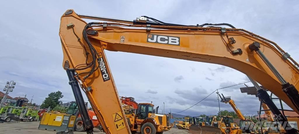 JCB JS 210 LC Beltegraver