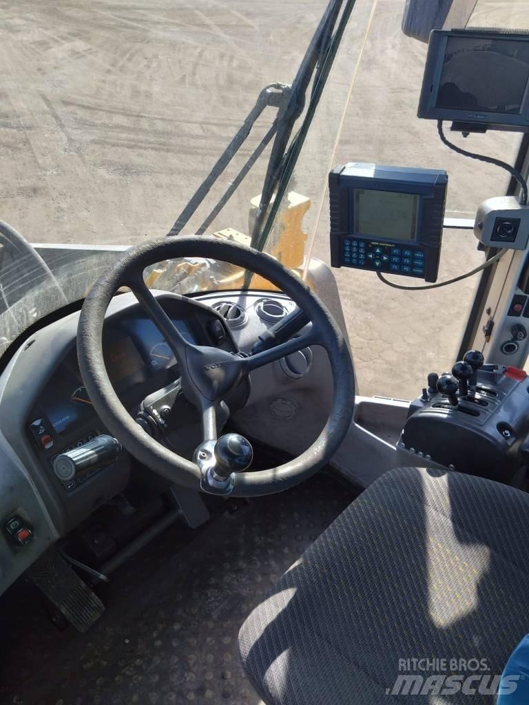 Volvo L 220 F Hjullastere
