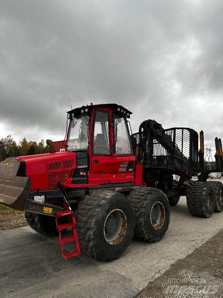 Komatsu 895 Lassbærere