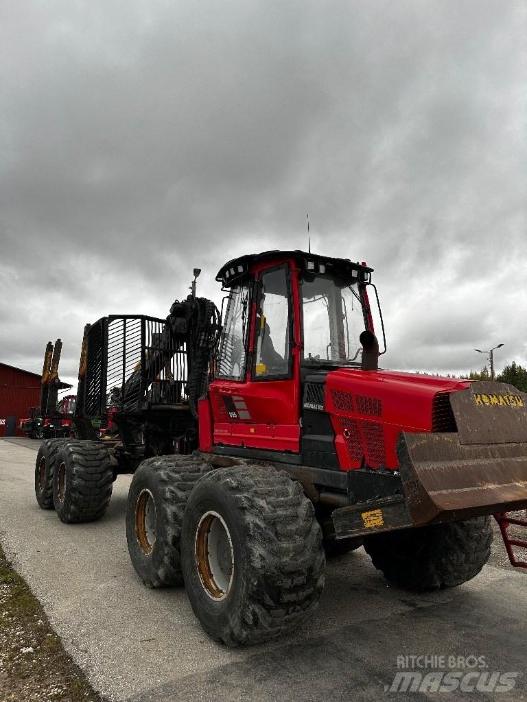 Komatsu 895 Lassbærere