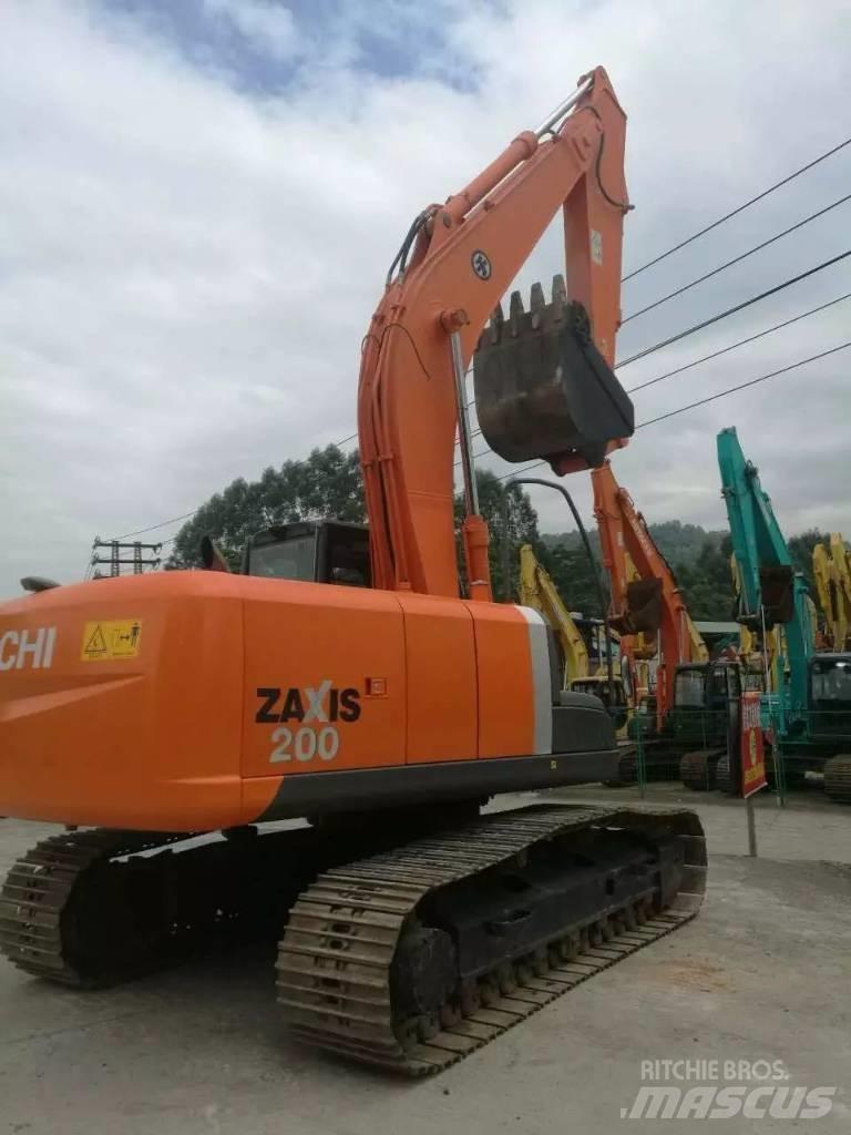 Hitachi ZX 200 Beltegraver