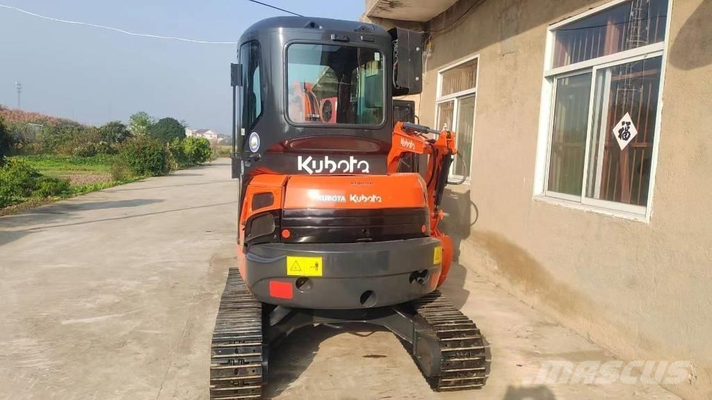 Kubota U 35 Minigravere <7t