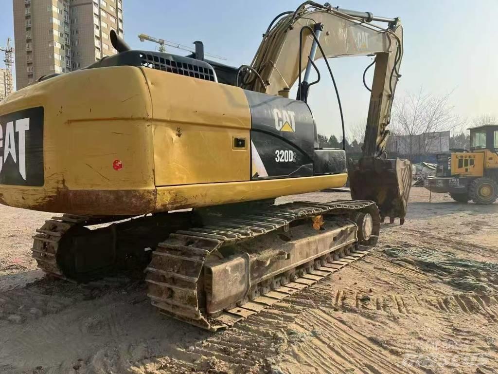 CAT 320 D2 Beltegraver