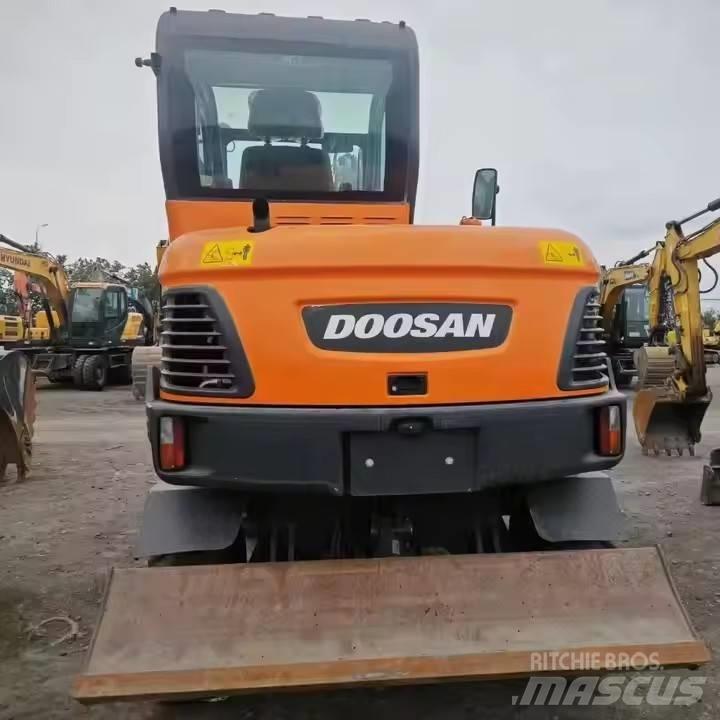 Doosan DX60W Hjulgravere